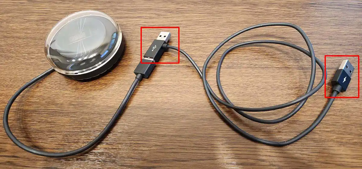オットキャストPICASOU2/P3/Pro用Y字電源ケーブルのコネクタ表示