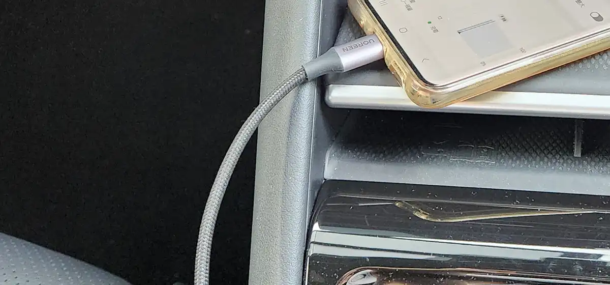 車の急速充電USBケーブルの選び方の注意点