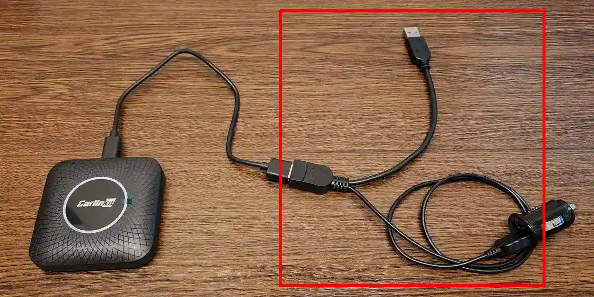 Carlinkit TboxとY字電源補助ケーブル