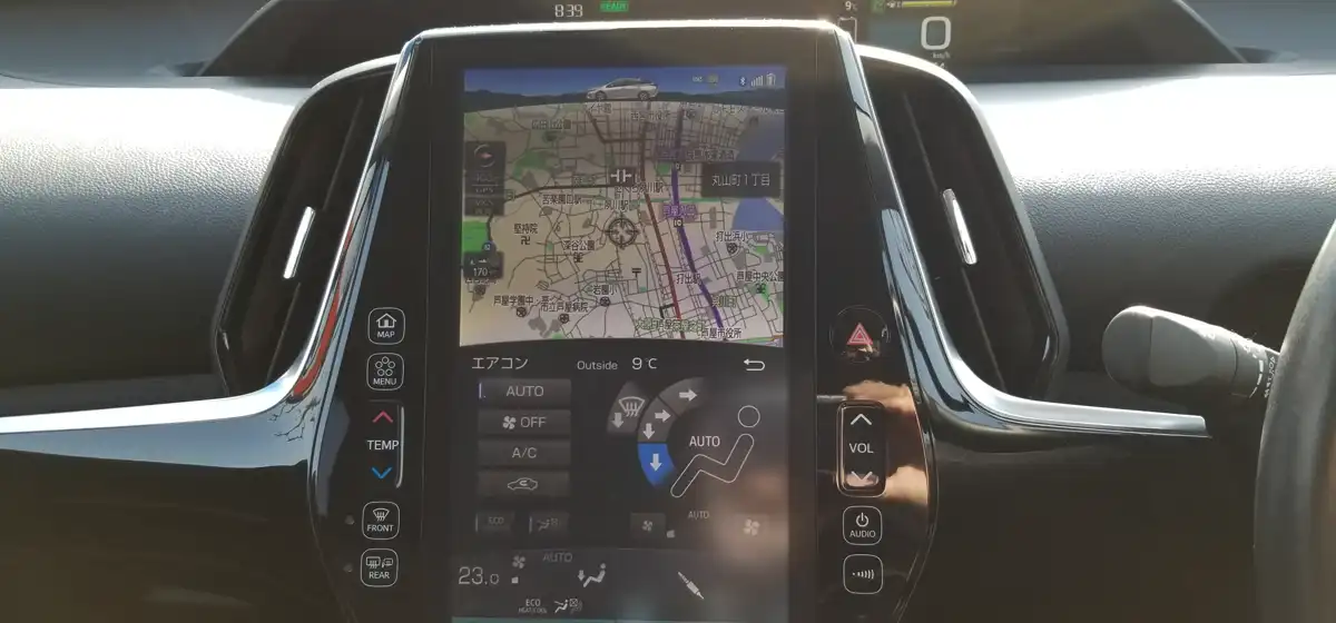 純正ナビ・オーディオの形状制約