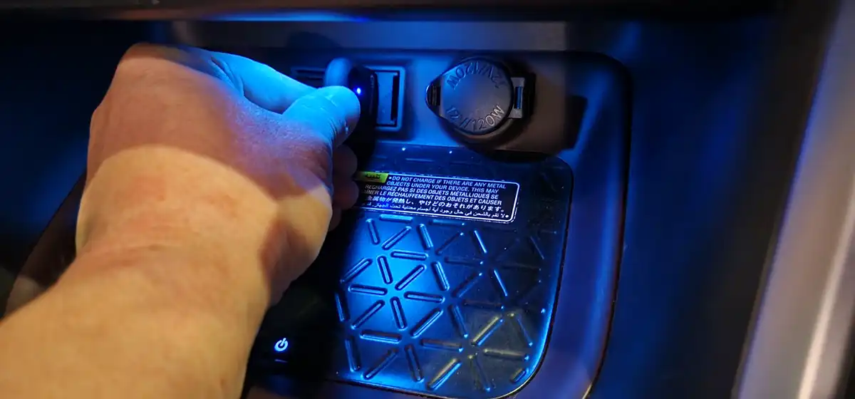 後付けワイヤレスアダプターの接続手順