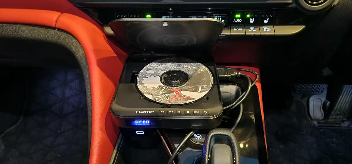 CD/DVDプレイヤーに聴きたいCDを入れてセット CD/DVDプレイヤーに聴きたいCDを入れてセット