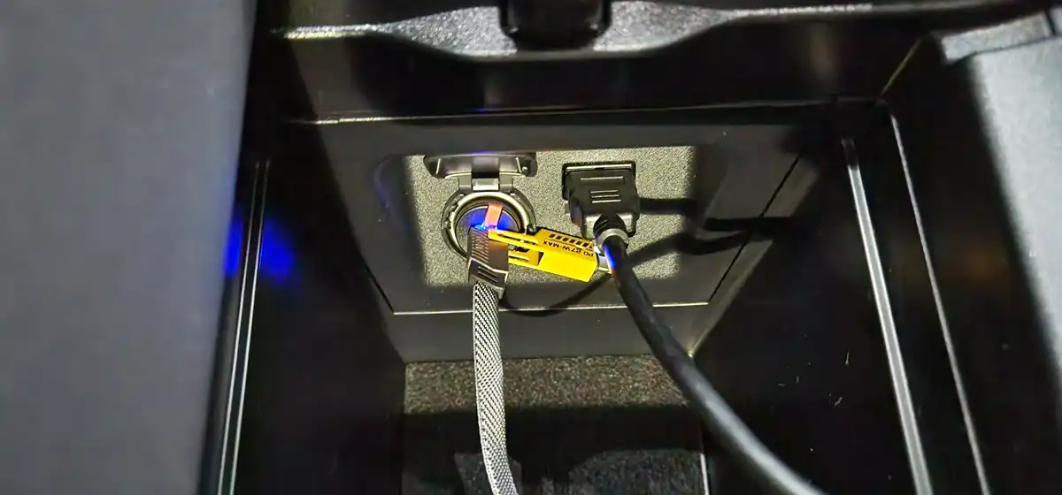 CD/DVDプレイヤーのおすすめ接続方法は高音質かつ超簡単なHDMI CD/DVDプレイヤーのおすすめ接続方法は高音質かつ超簡単なHDMI